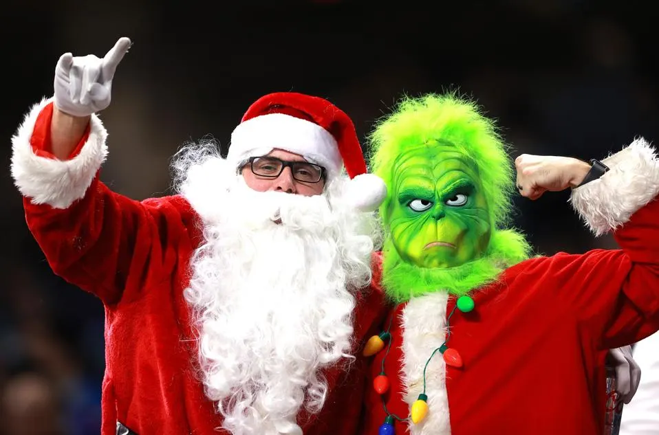 Santa vs Grinch: AI and Blockchain Era Insights